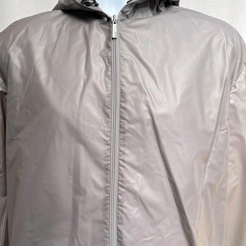 Men’s “EXTE” Lightweight Hooded Windbreaker